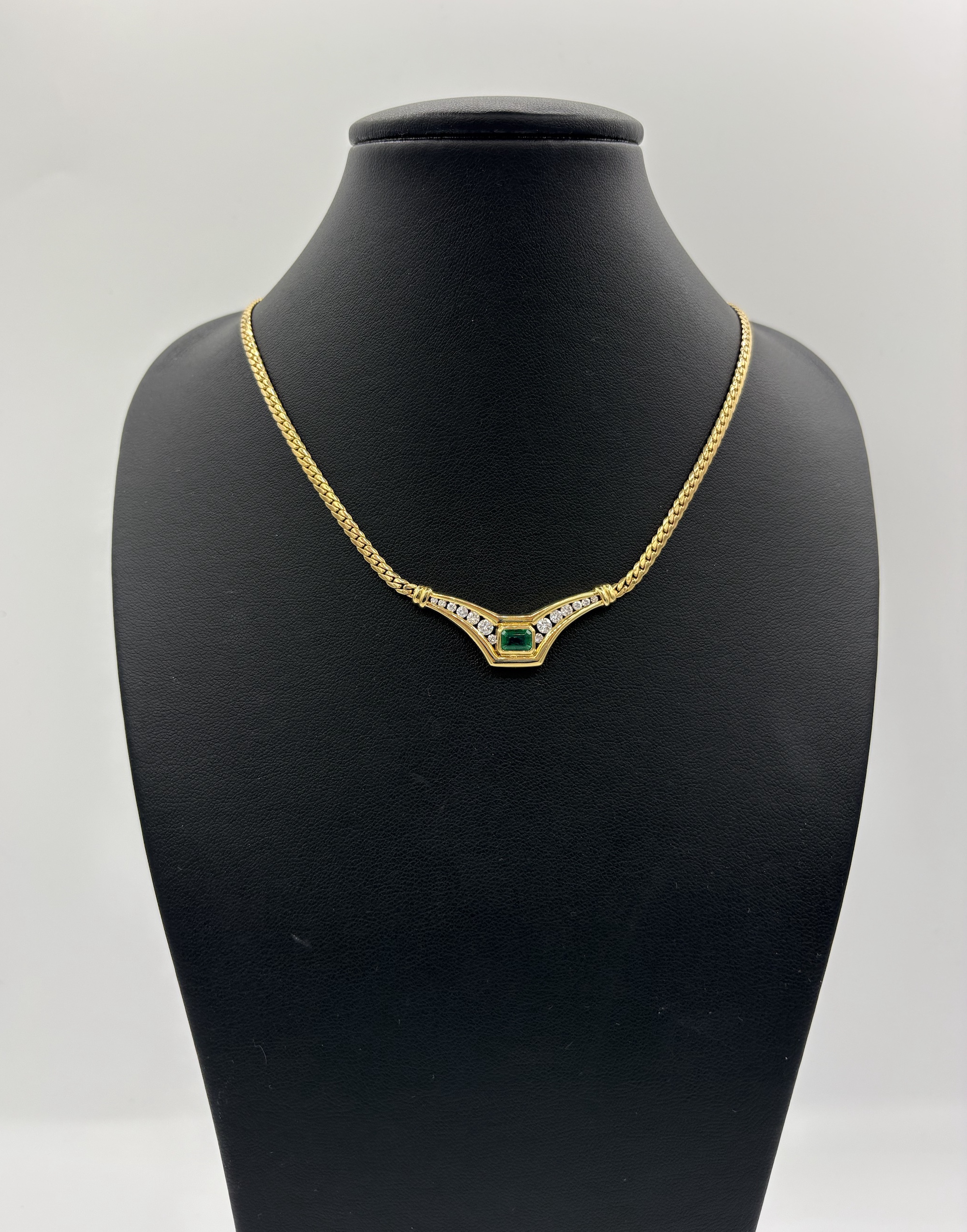 Collier émeraude