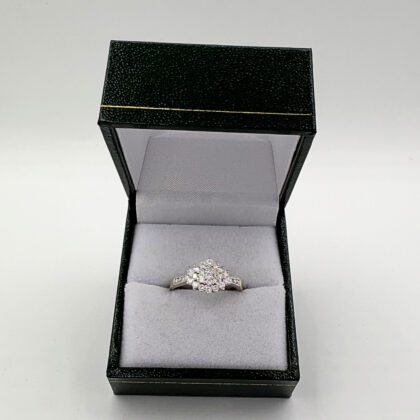 Bague fleur Diamants