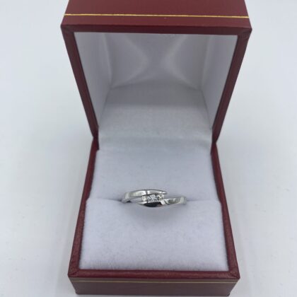 Bague-or-blanc-3-diamants