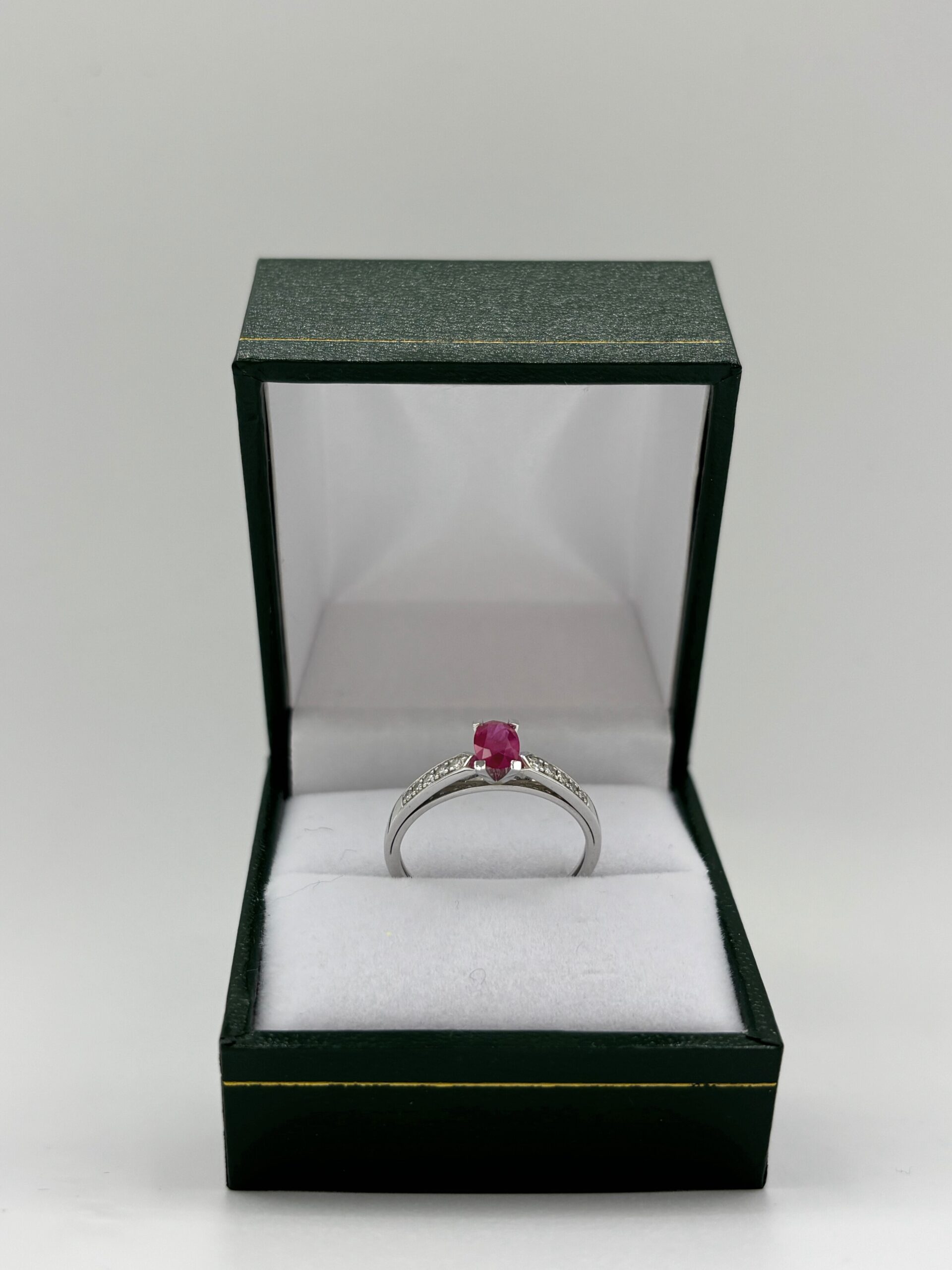 Solitaire or blanc rubis – Image 3