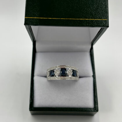 Bague saphir or blanc