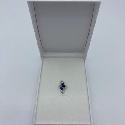 Pendentif-or-blanc-et-3-saphirs