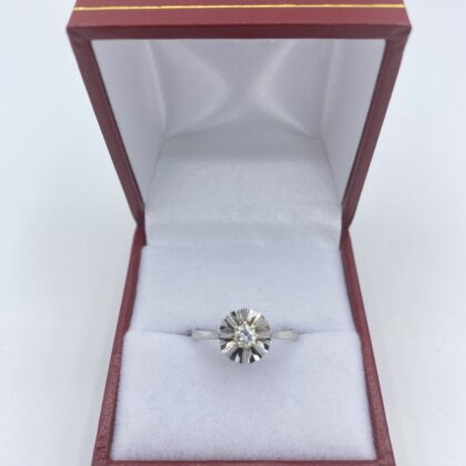 Solitaire-or-blanc-diamant-sertie-griffe