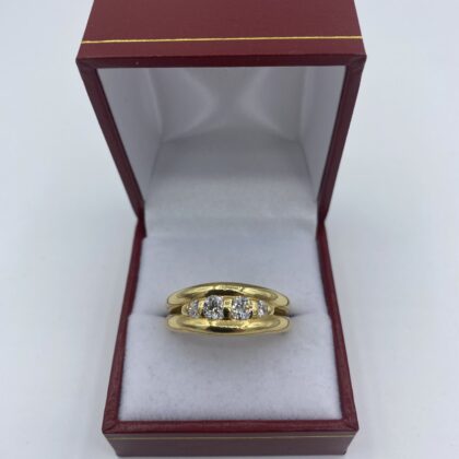 Bague-or-jaune-et-4-diamants