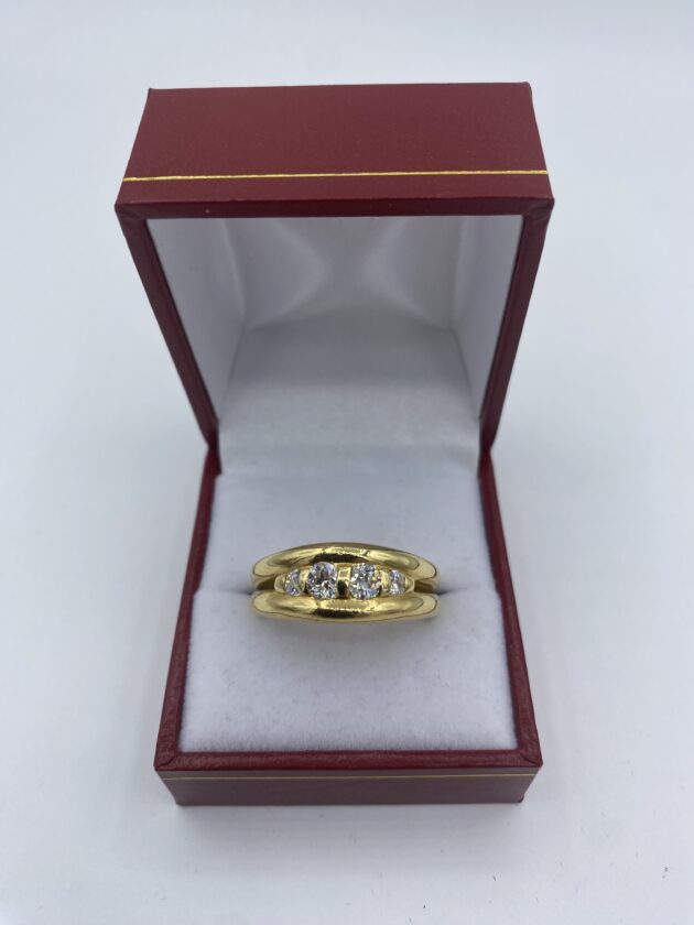 Bague-or-jaune-et-4-diamants