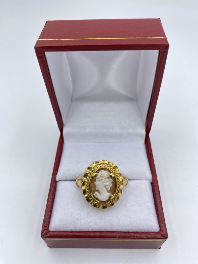 Bague-or-jaune-et-came