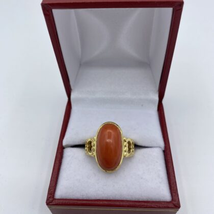 Bague-or-jaune-et-cornaline