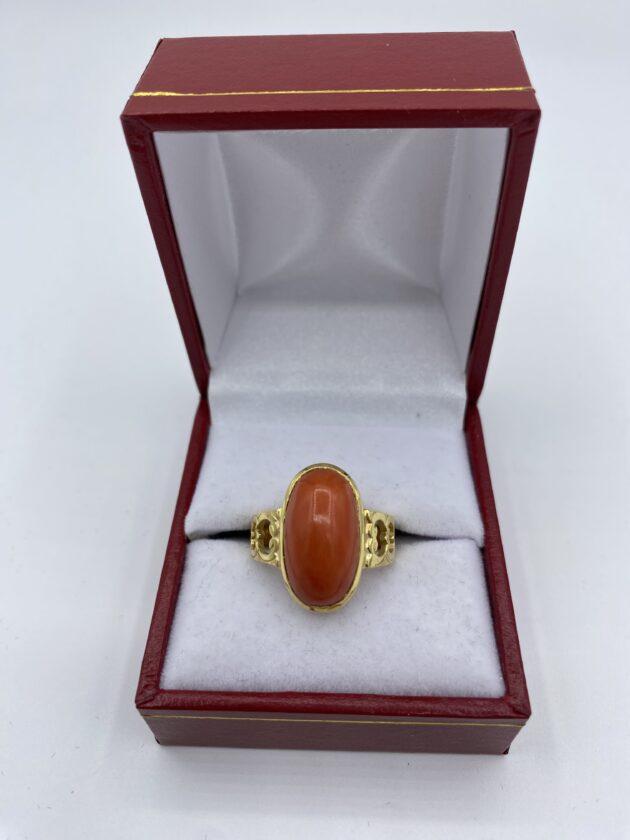 Bague-or-jaune-et-cornaline