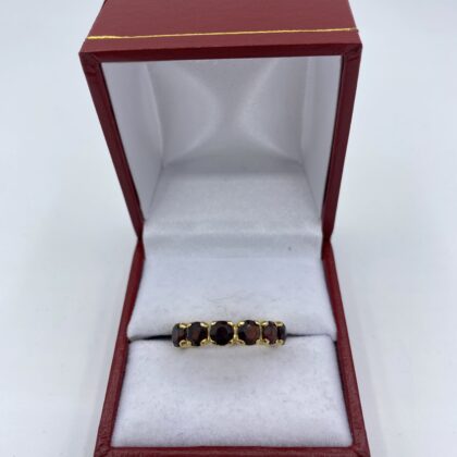 Bague-or-jaune-et-grenat