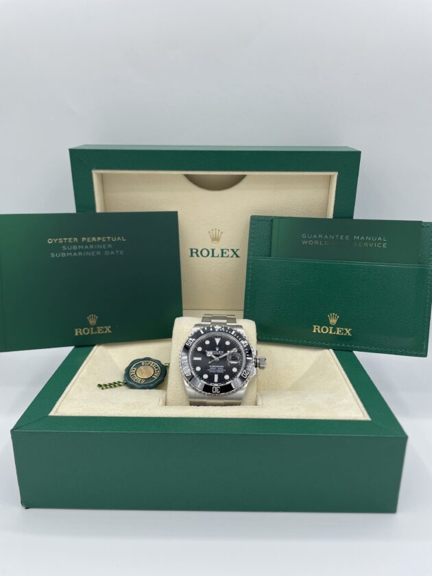 Rolex Submariner Date – Image 2