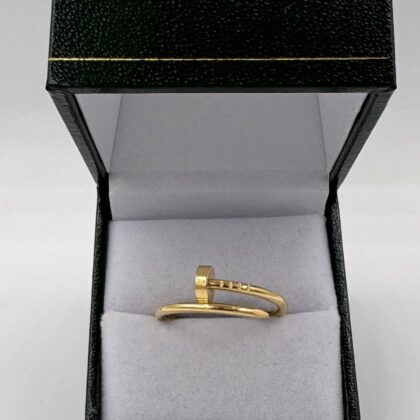 Cartier "Juste un Clou"