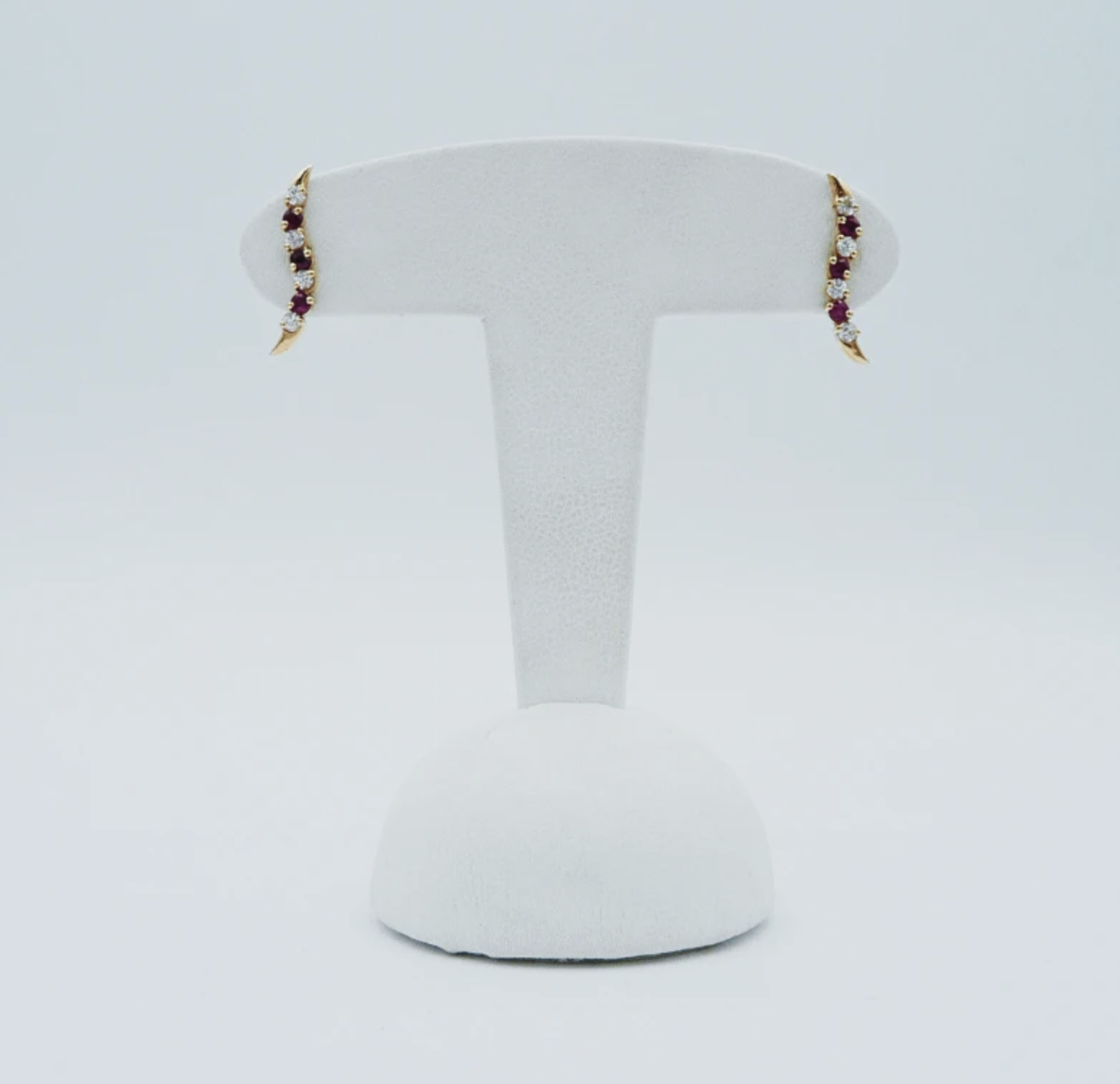 Puces d'oreilles Or Jaune Oxydes de Zirconium et pierres rose