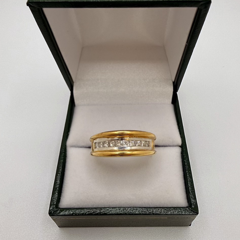 Alliance Moderne Or 18 carats sertie de Diamants