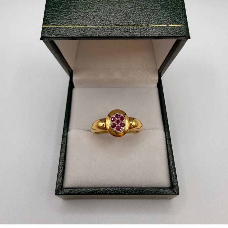 Bague or jaune 18 carats moderne sertie de pierres de couleurs Rose