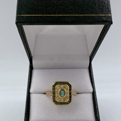 Bague or jaune Emeraudes